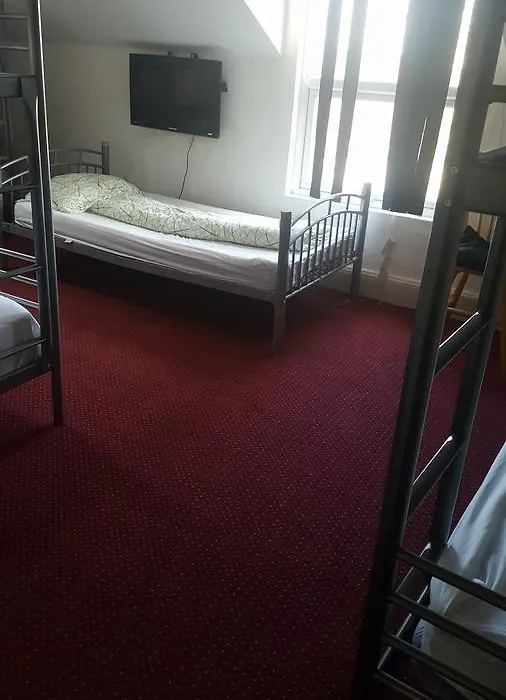 Anfield Road Euro Hostel-1